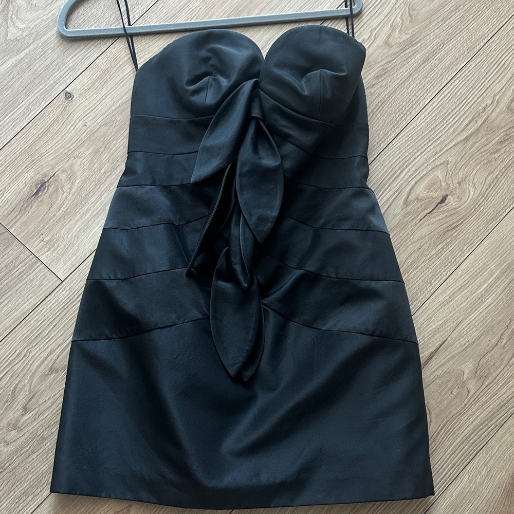 Oscar de la Renta Black Strapless Dress